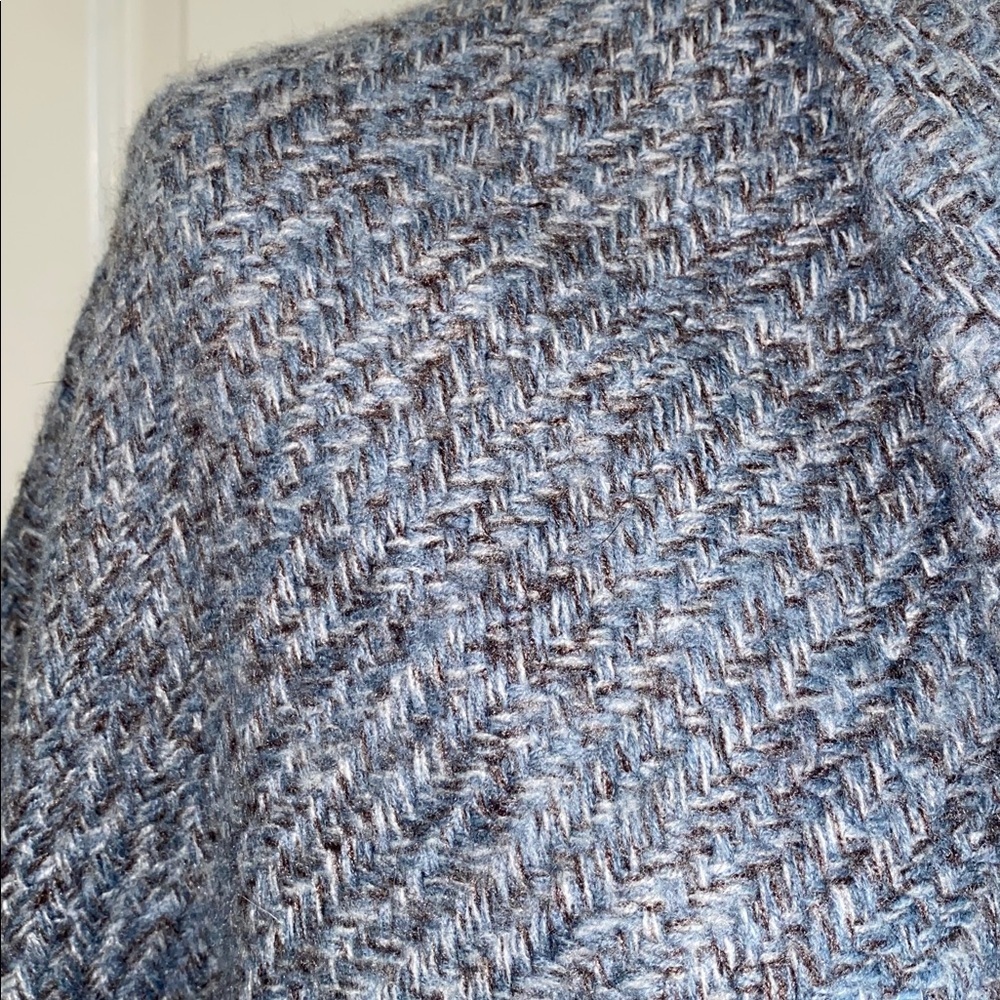 Pretty Persuasions Gray Wrap - image 5